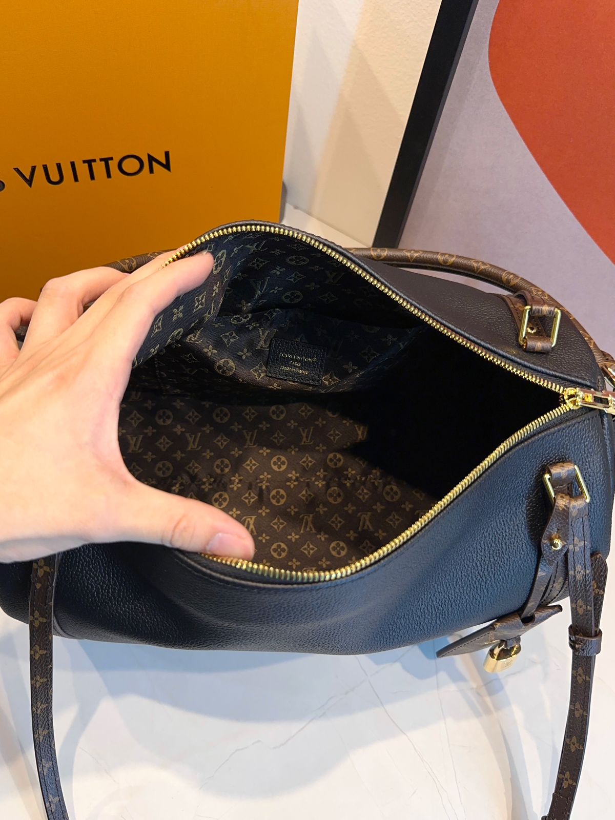 Bolsa LV Expresso MM - Imagem 21
