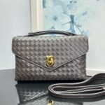 Bolsa Bottega Veneta Knot Lock-Cafe