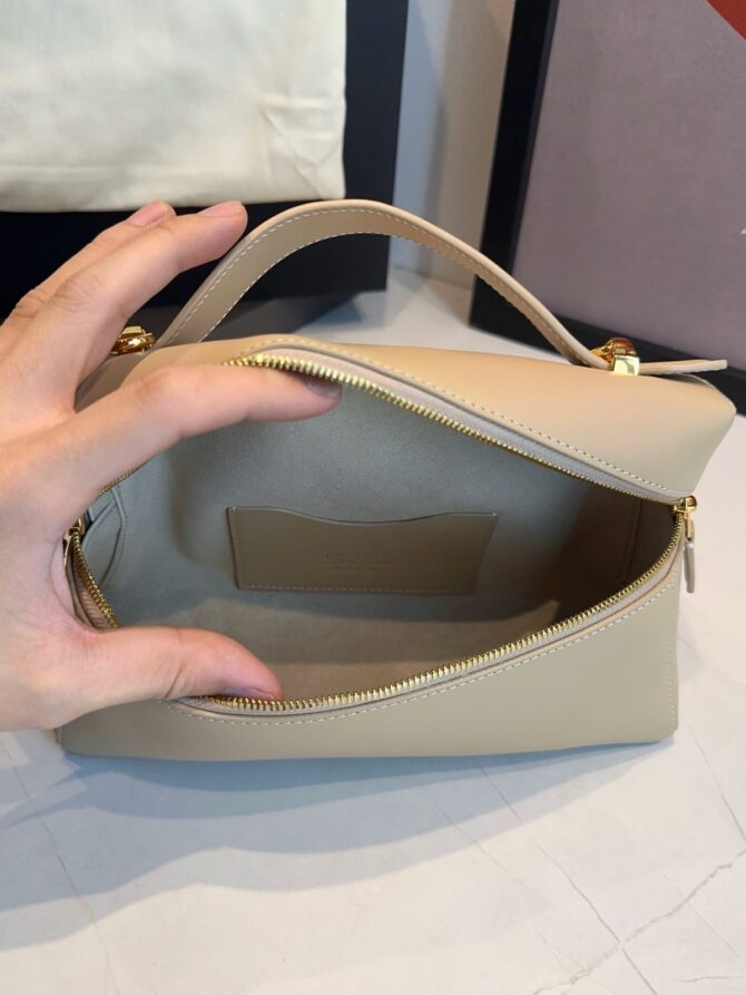 Bolsa Loro Piana Extra L23 - Imagem 17