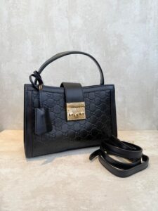 Bolsa Gucci Tiracolo Padlock Média e Cadeado-Preto/Dourado