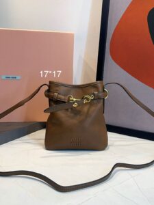 Bolsa Miu Miu Necessaire Em Couro Napa -Caramelo