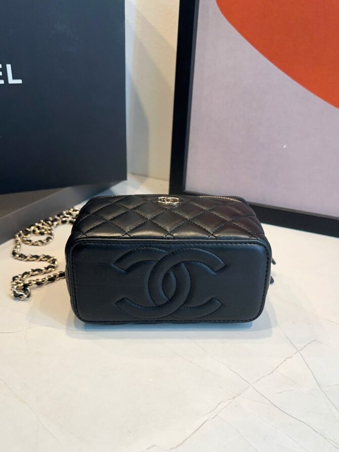 Bolsa Chanel Vanity Bucket Mini - Imagem 7