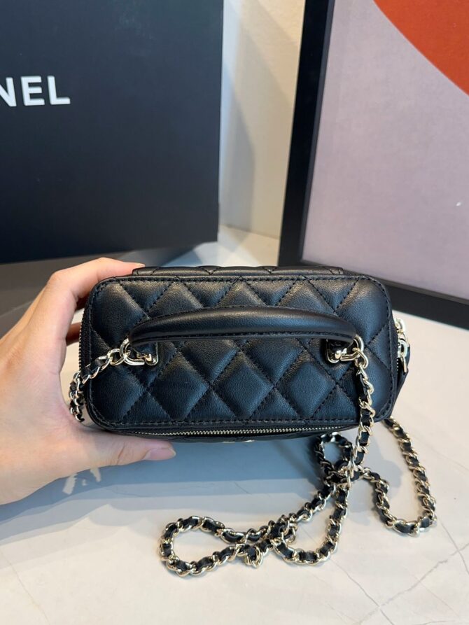 Bolsa Chanel Vanity Bucket Mini - Imagem 9