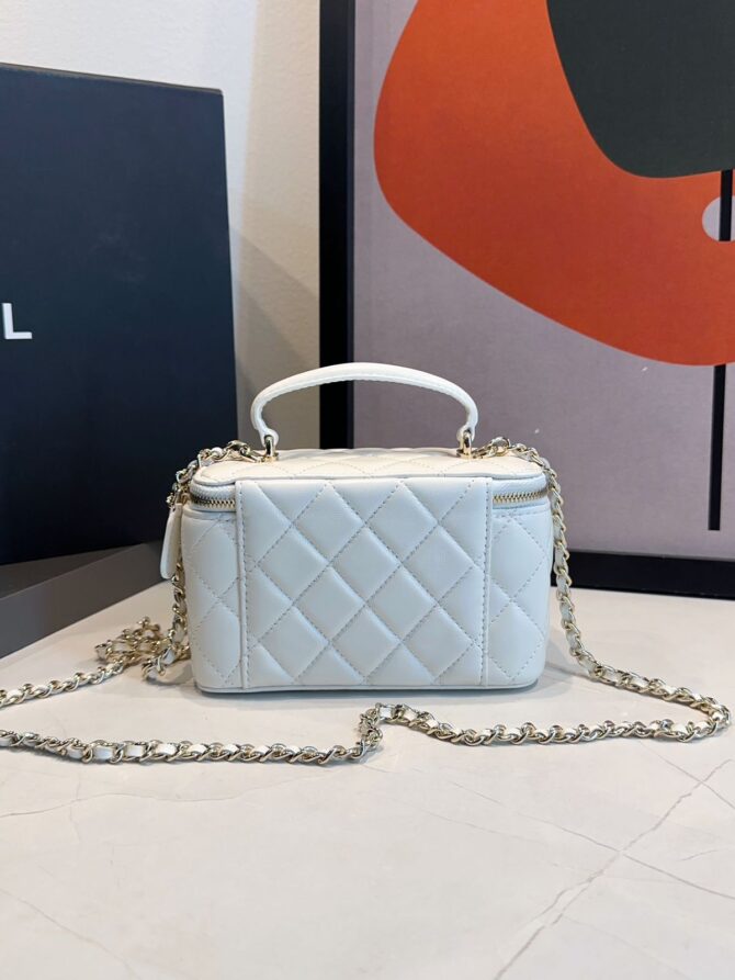 Bolsa Chanel Vanity Bucket Mini - Imagem 13