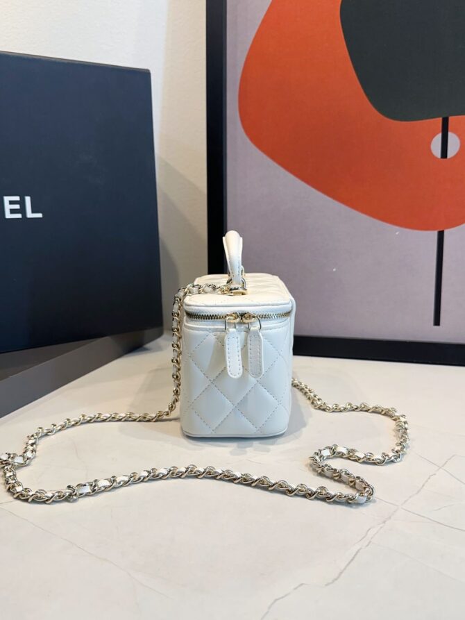 Bolsa Chanel Vanity Bucket Mini - Imagem 14