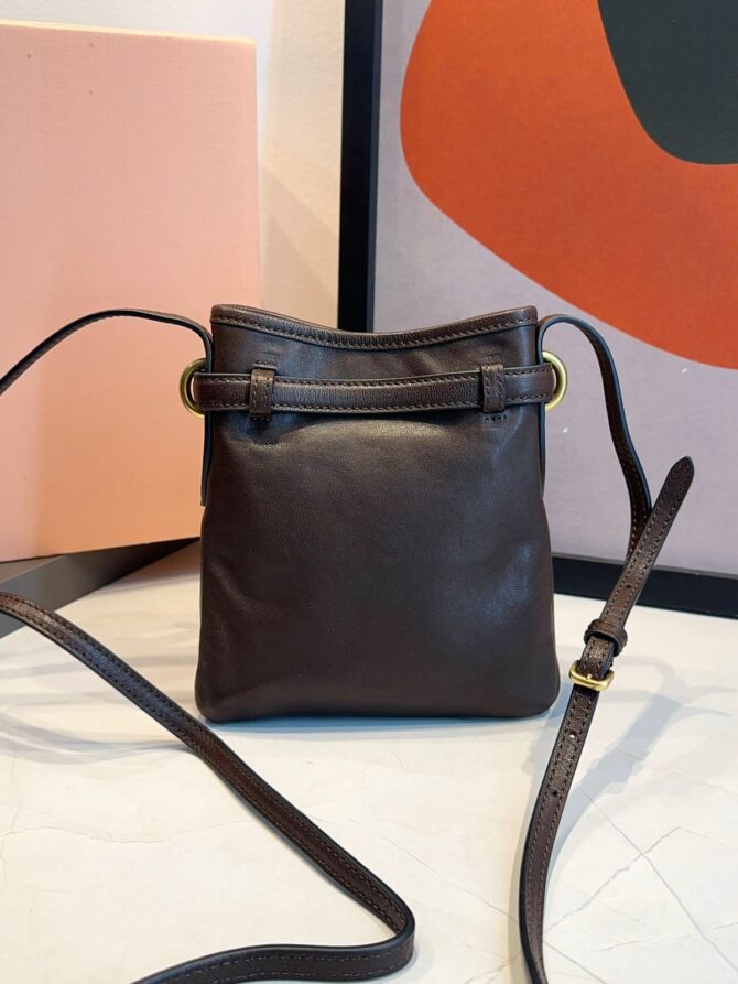 Bolsa Miu Miu Necessaire Em Couro Napa - Imagem 10