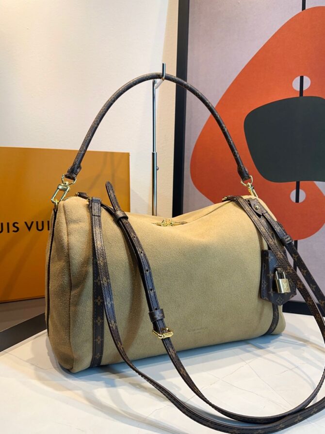 Bolsa LV Expresso MM Camurça - Imagem 5