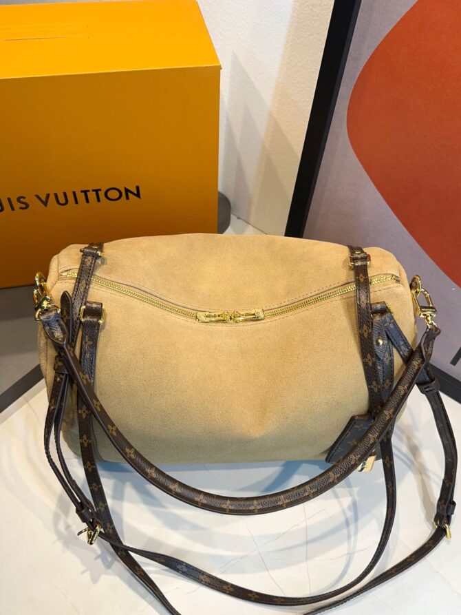 Bolsa LV Expresso MM Camurça - Imagem 9