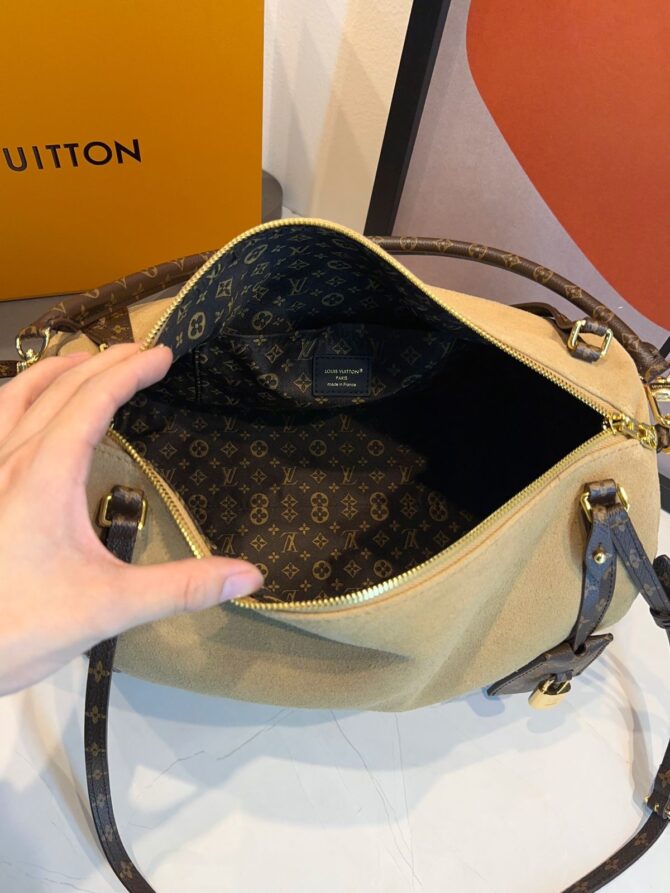 Bolsa LV Expresso MM Camurça - Imagem 10