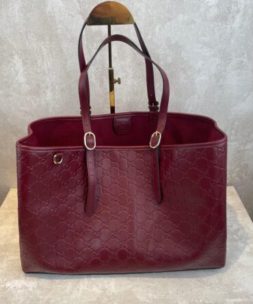 Bolsa Gucci Emblen GG Couro