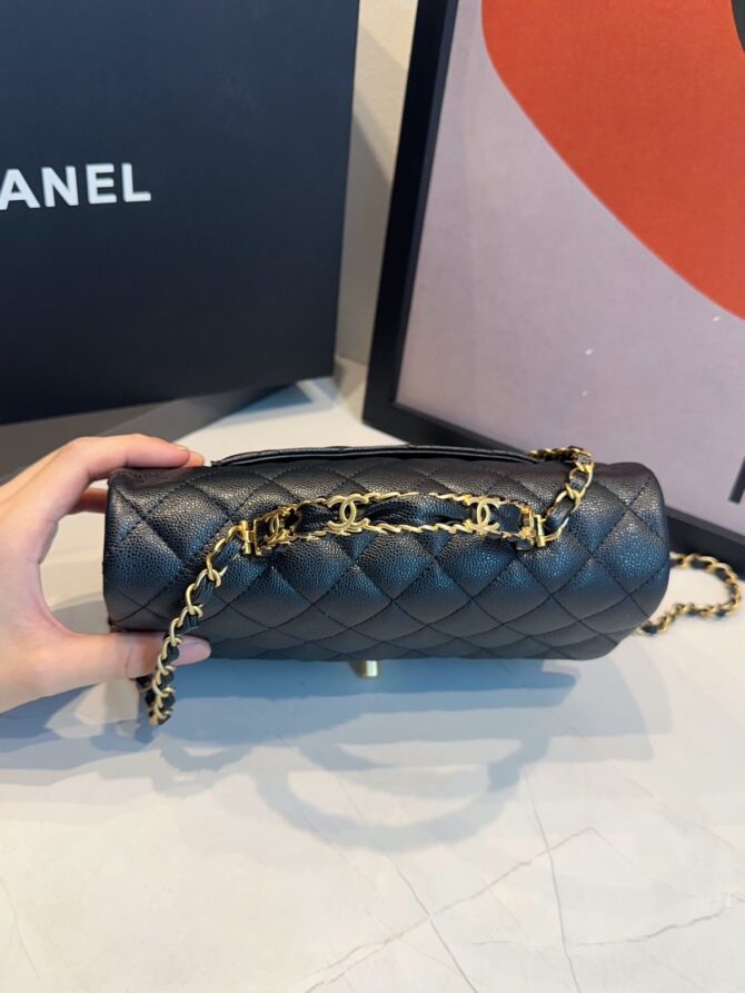 Bolsa Chanel Pequena Com Aba - Imagem 9