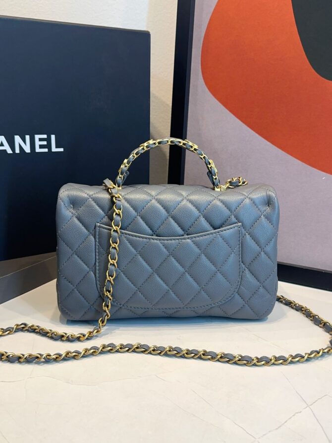 Bolsa Chanel Pequena Com Aba - Imagem 15