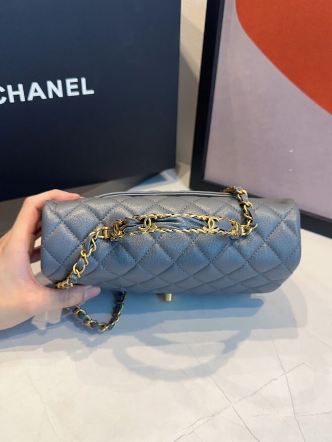Bolsa Chanel Pequena Com Aba - Imagem 17