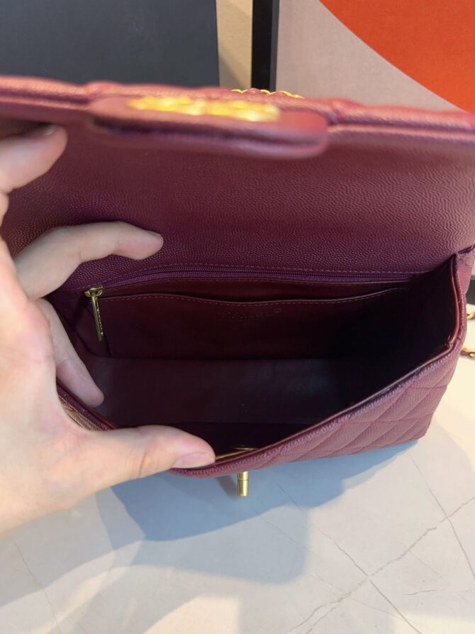 Bolsa Chanel Pequena Com Aba - Imagem 28