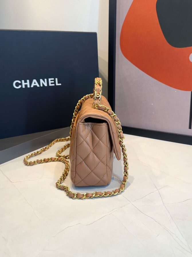 Bolsa Chanel Pequena Com Aba - Imagem 31