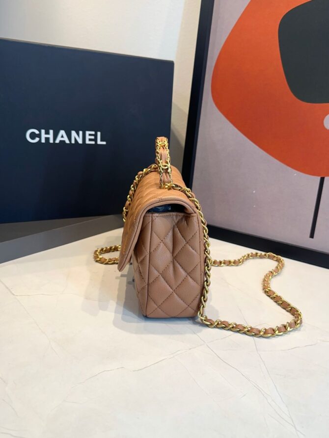 Bolsa Chanel Pequena Com Aba - Imagem 33