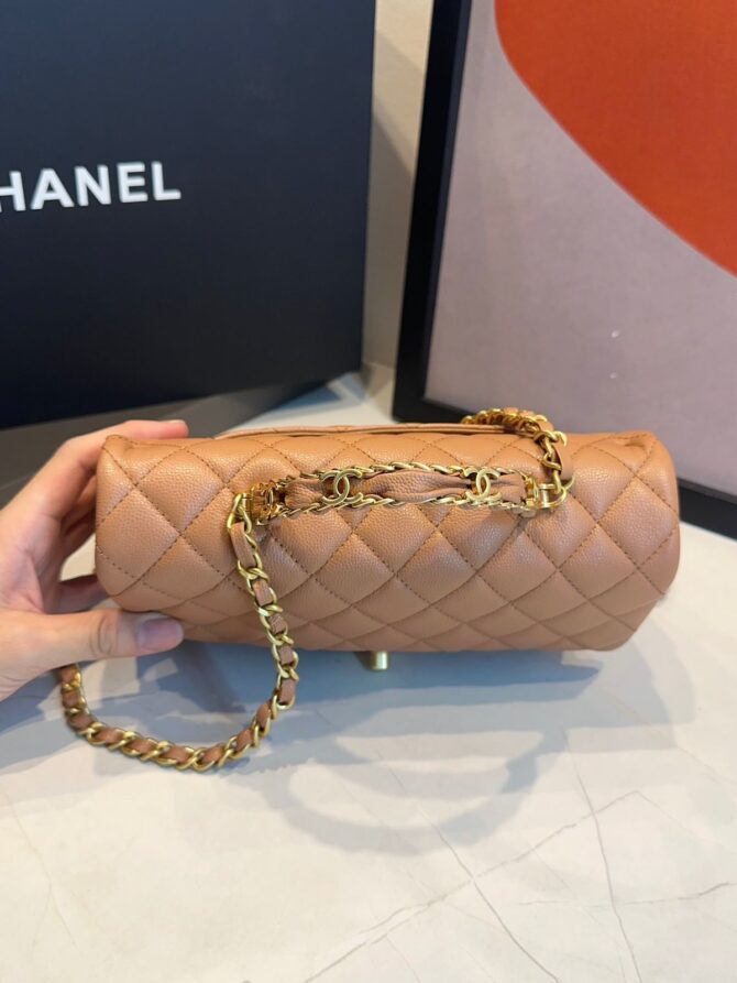 Bolsa Chanel Pequena Com Aba - Imagem 36