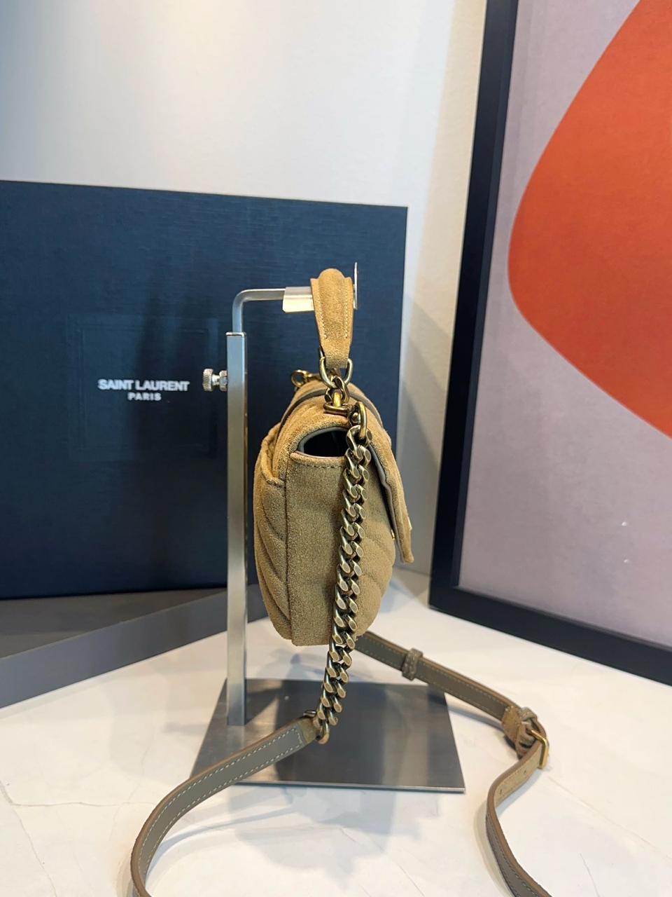 Bolsa Saint Laurent College Acolchoada Camurça - Imagem 8