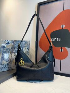 Bolsa Dior Voyage Média - Preto