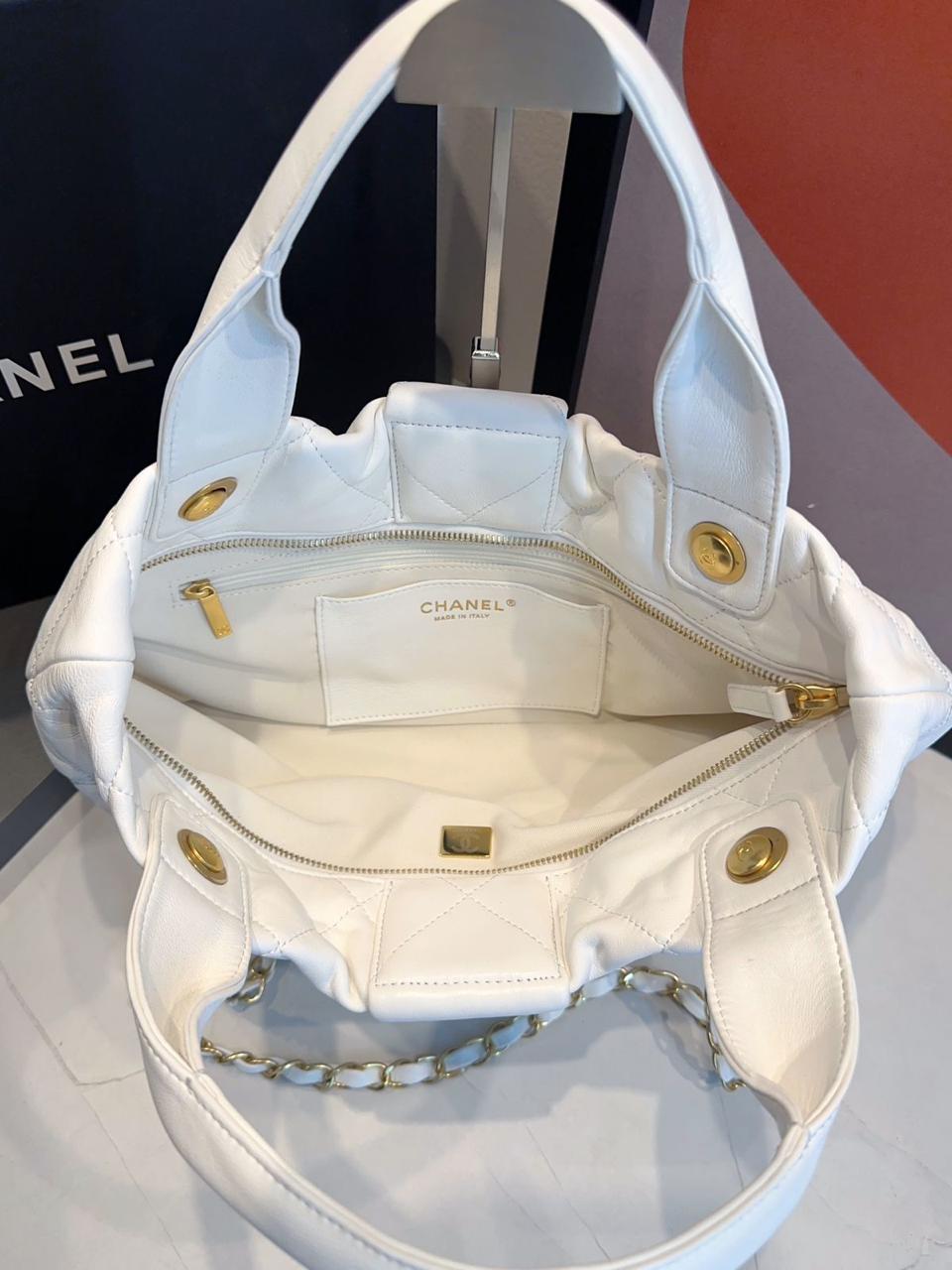 Bolsa Chanel De Laço Couro Média - Imagem 16