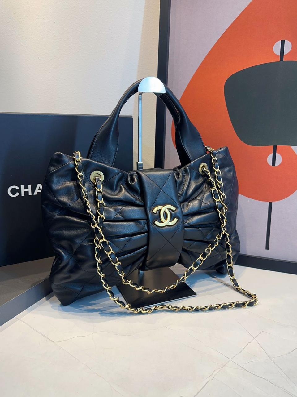 Bolsa Chanel De Laço Couro Média - Imagem 3