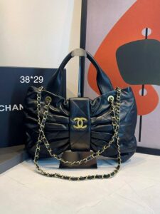 Bolsa Chanel De Laço Couro Média- Preto