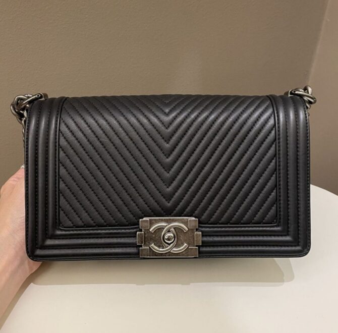 Bolsa Chanel Chevron Le Boy Flap - Oferta -