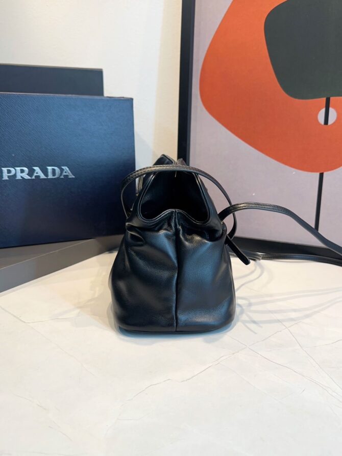 Bolsa Prada Dada Pequena Em Couro - Imagem 6