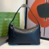 Bolsa Gucci Emblen Média GG-Preto