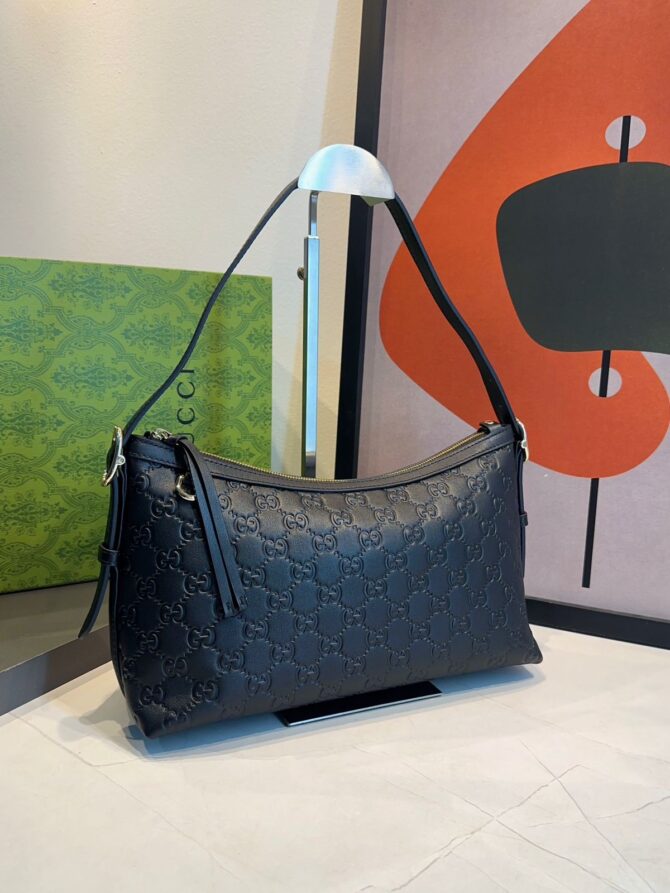 Bolsa Gucci Emblen Média GG - Imagem 10