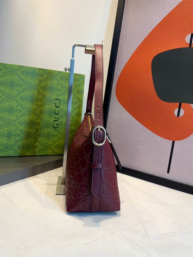 Bolsa Gucci Emblen Média GG - Imagem 19
