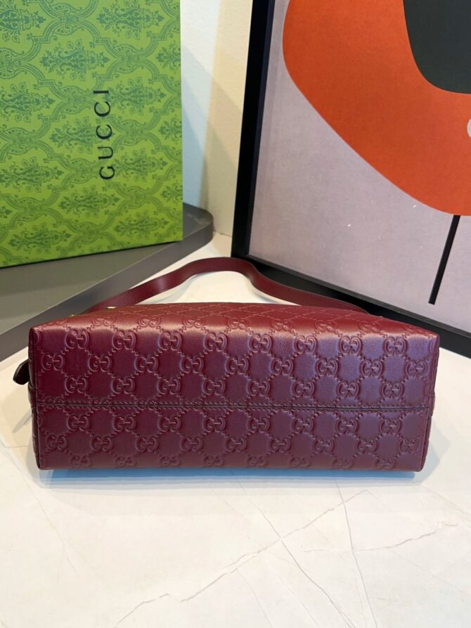Bolsa Gucci Emblen Média GG - Imagem 25