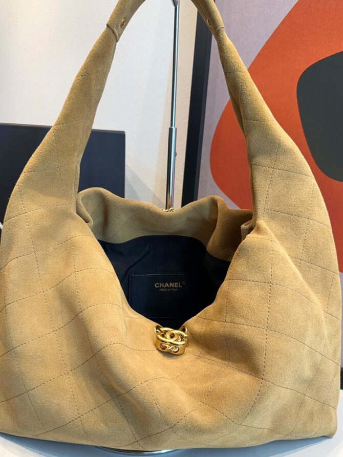 Bolsa Chanel Hobo 25 pequena Camurça - Imagem 11