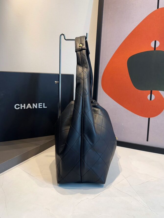 Bolsa Chanel Hobo 25 pequena Couro - Imagem 7