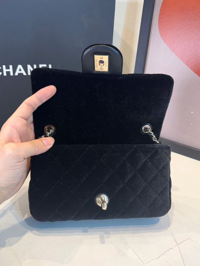 Bolsa Chanel Flap Bag Mini Veludo - Imagem 11
