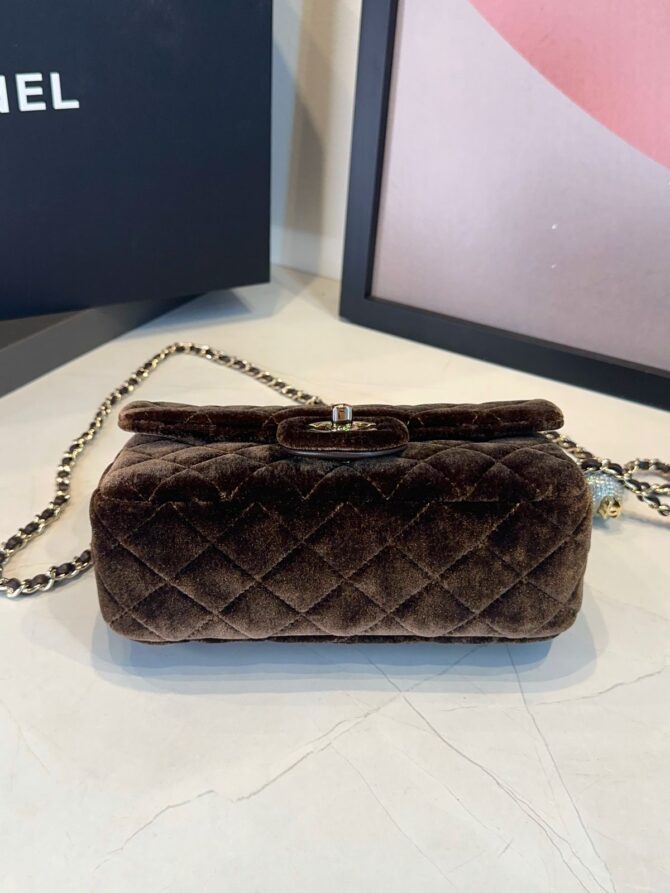 Bolsa Chanel Flap Bag Mini Veludo - Imagem 17