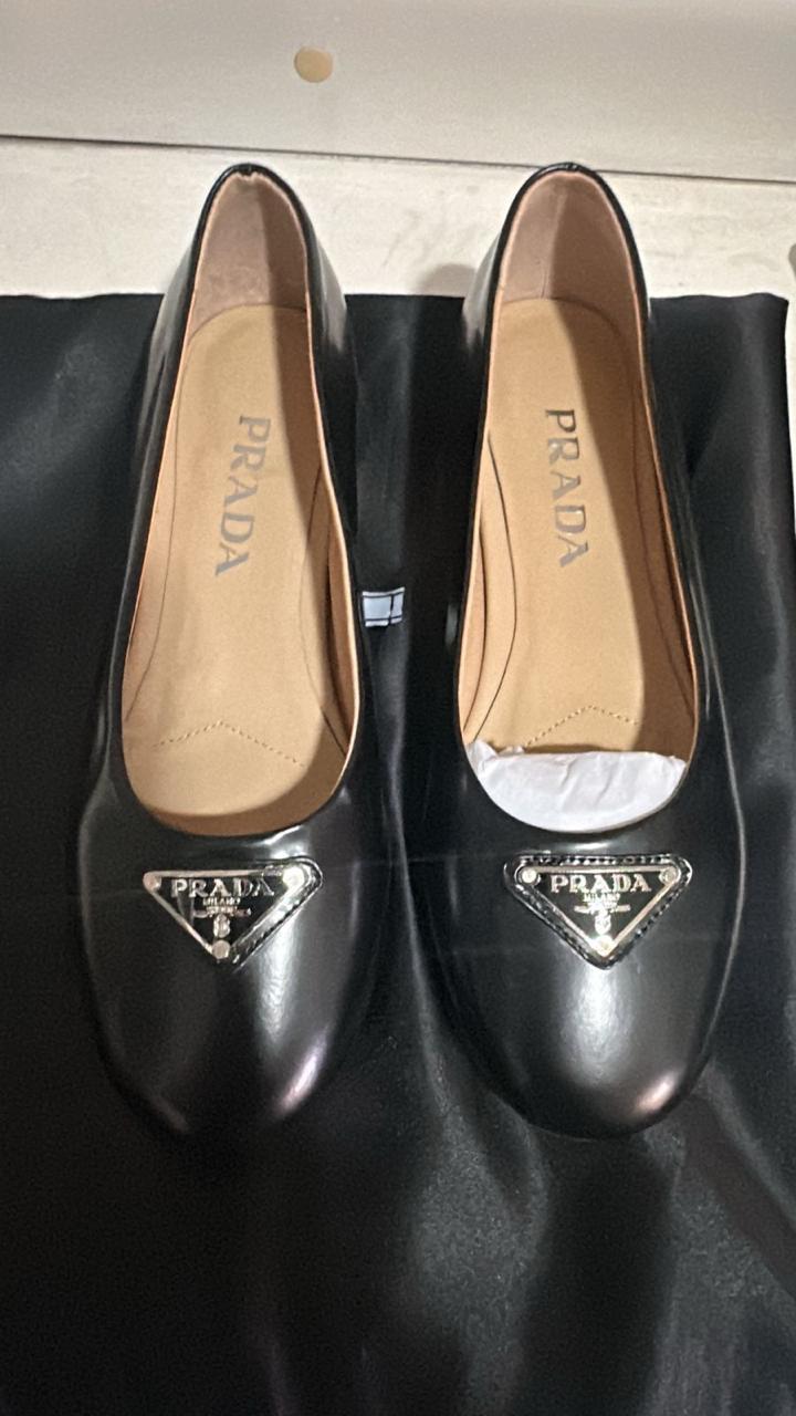 Sapatilha Prada Envernizado -Oferta