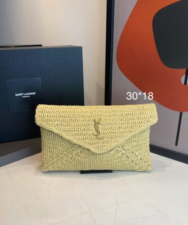 Bolsa YSL Clutch Envelope Cassandre G