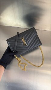 Bolsa YSL Envelope Cassandre -cinza/Dourado