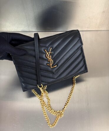 Bolsa YSL Envelope Cassandre