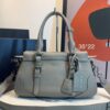 Bolsa Prada Grande Couro-Cinza