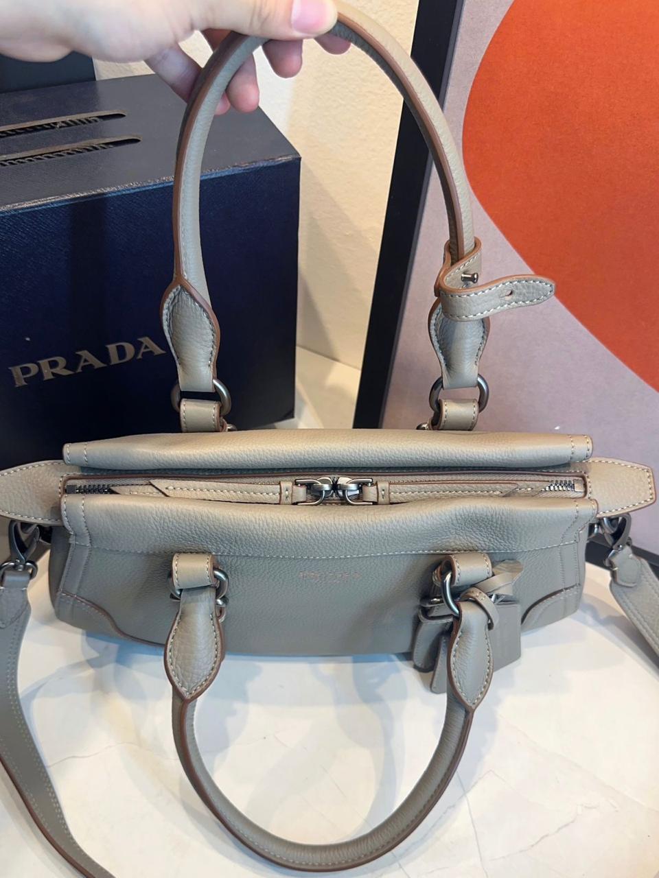 Bolsa Prada Grande Couro - Imagem 8