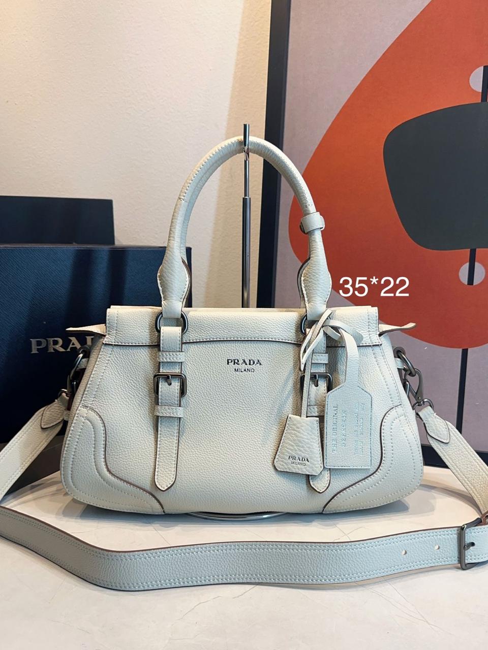 Bolsa Prada Grande Couro - Imagem 12