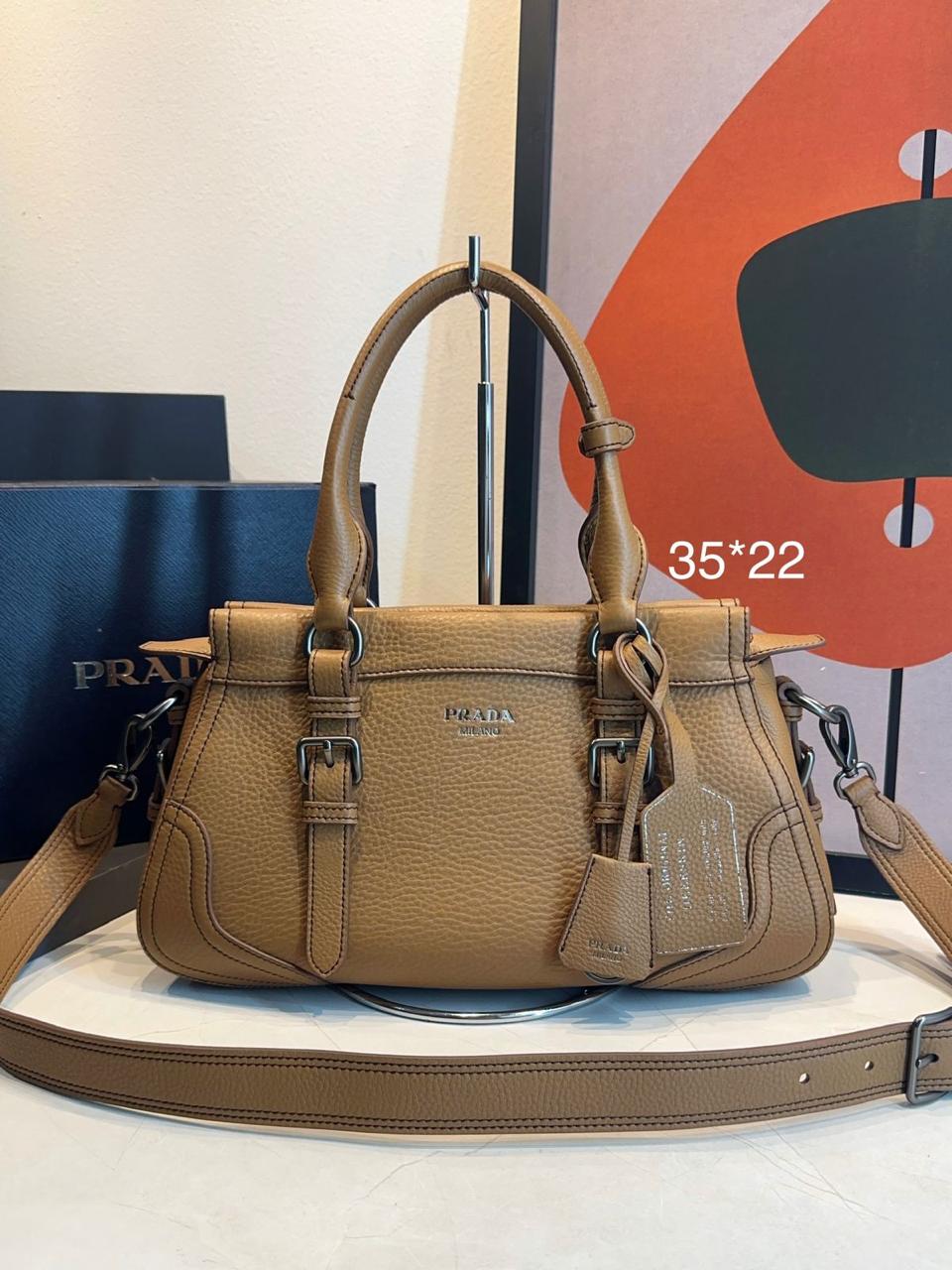 Bolsa Prada Grande Couro - Imagem 23