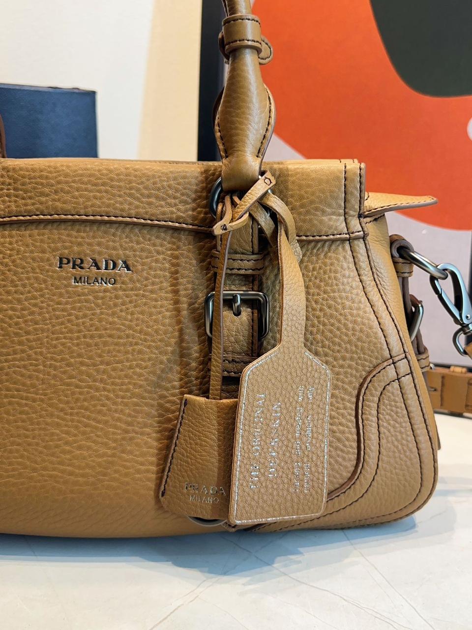Bolsa Prada Grande Couro - Imagem 29