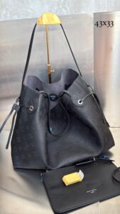 Bolsa LV Boundless- Preto