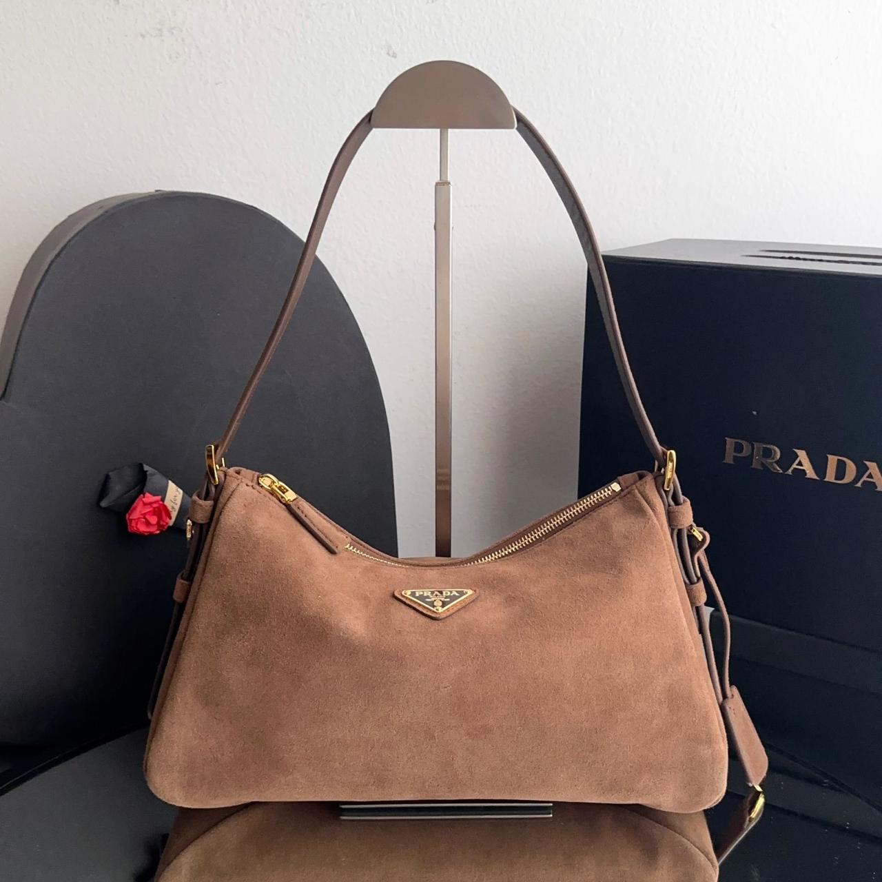 Bolsa Prada Aimée Média Em Camurça