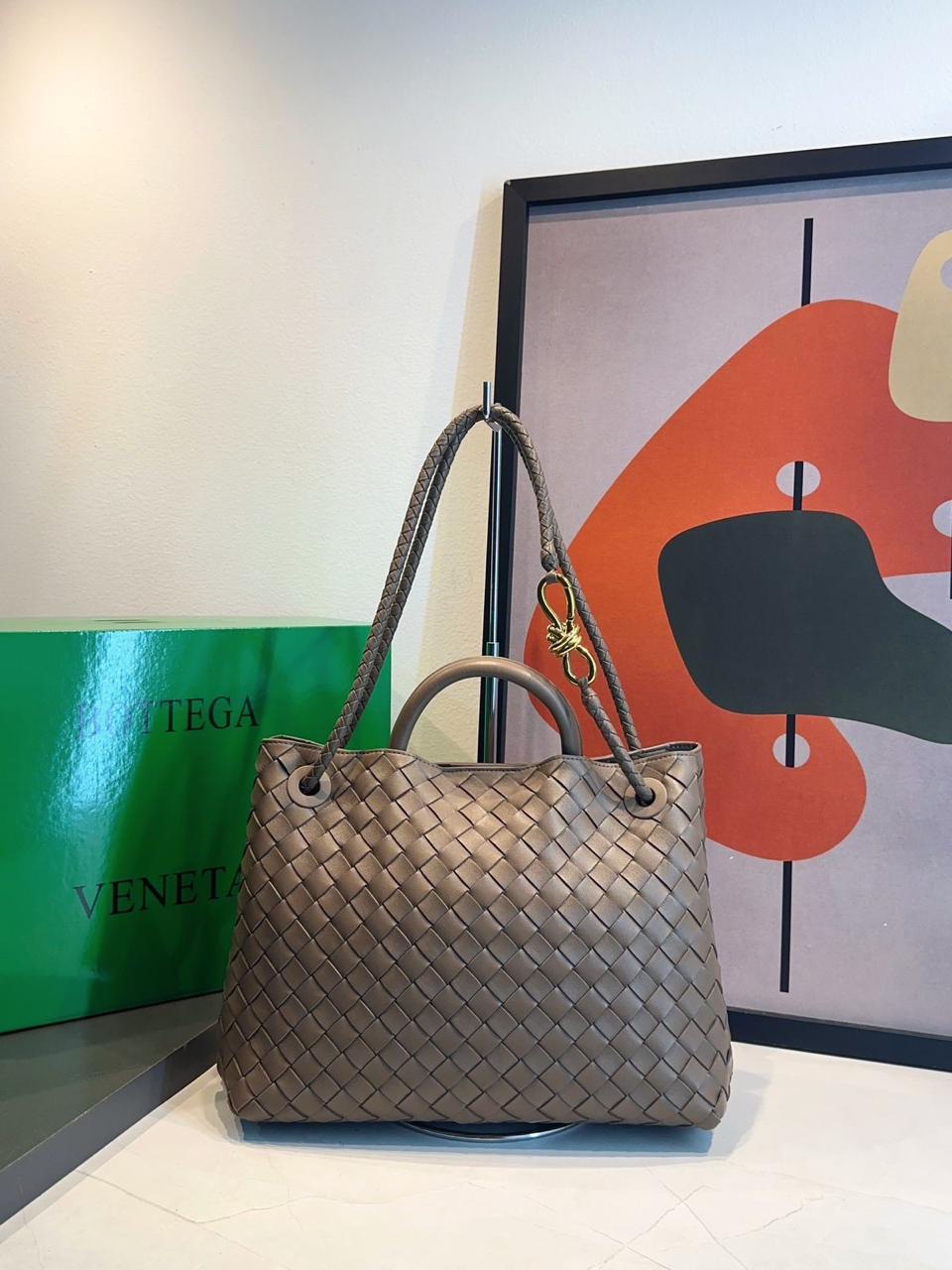 Bolsa Bottega Veneta Andiamo Média - Imagem 38