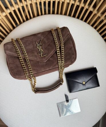 Bolsa YSL Loulou Matelassê Pequena Camurça