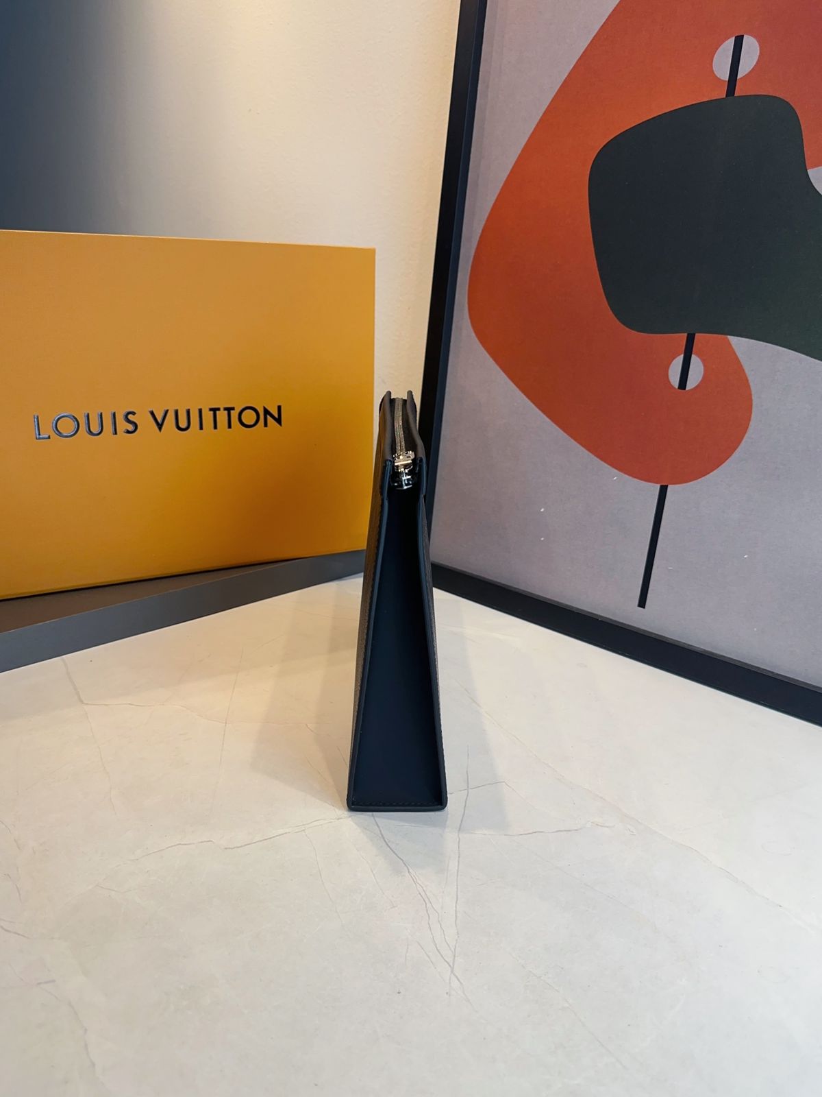 Pochette LV Voyage MM - Imagem 9